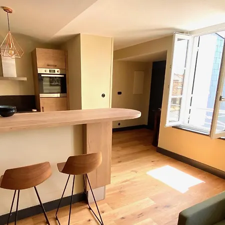 Apartment 21 Dupaty 1 La Rochelle (Charente-Maritime)