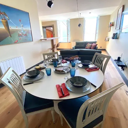 21 Dupaty 1 Apartment